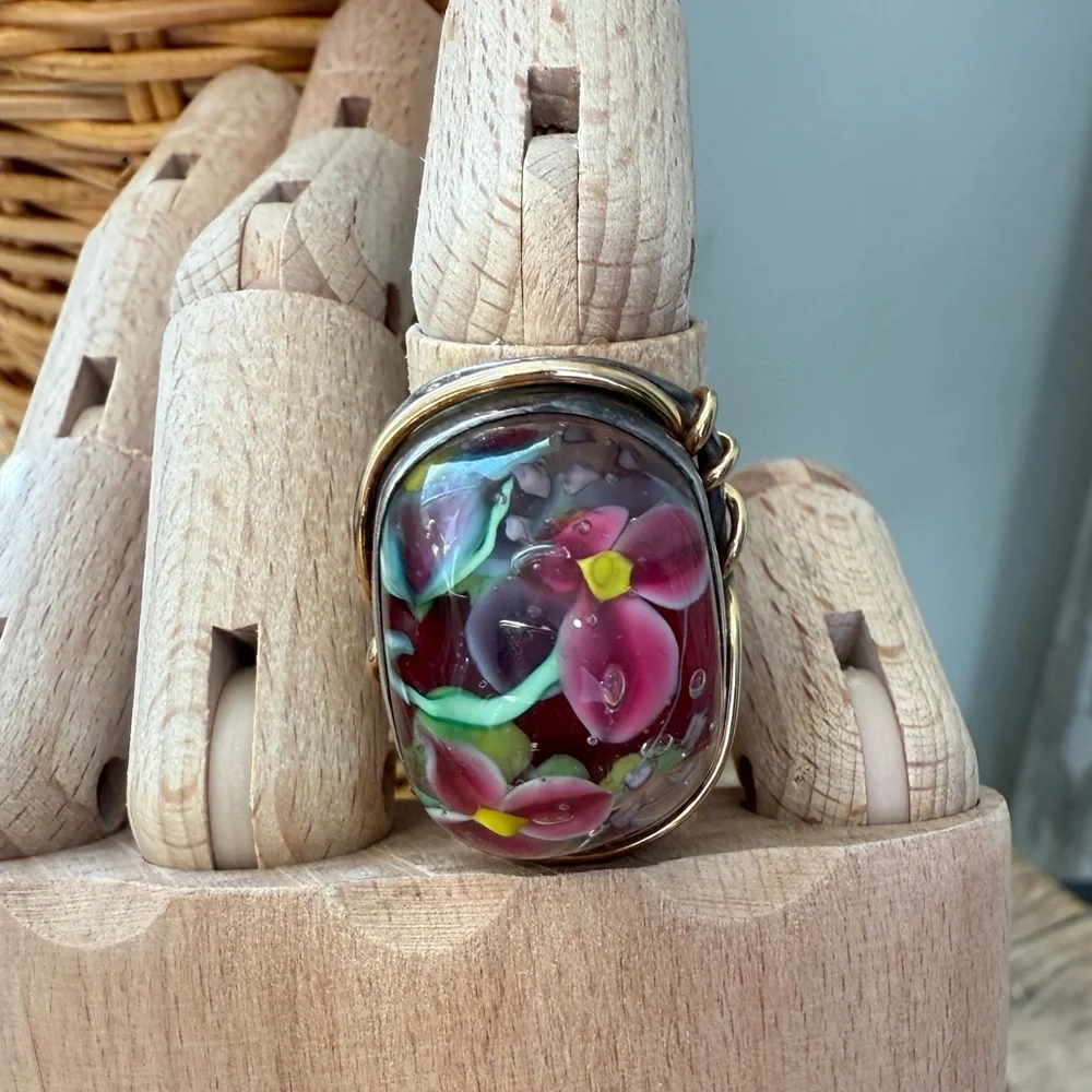 🌈HOST PICK🌈NWOT Artisan Lampwork Floral Silver Gold Ring Floral Glass Ring - Picture 1 of 16
